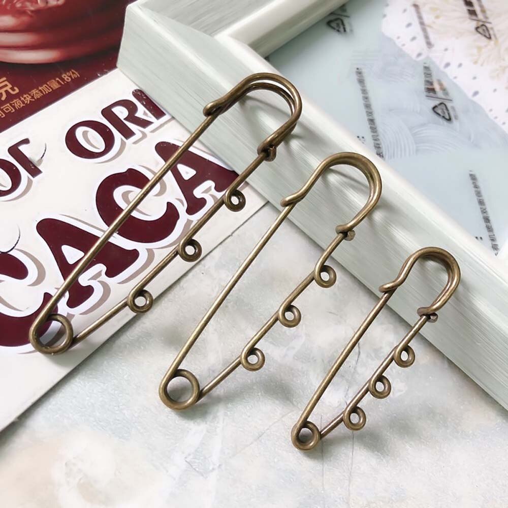 10 Uds. De pasadores con 3 agujeros para broche Diy, accesorios de joyería para niños, con dijes y cadena, Color bronce y plateado, 5cm X 1,5 cm