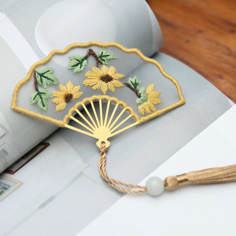 Chinese Bookmark DIY Flower Embroidery Kit Handmade Needlework Cross Stitch Handwork Art Sewing Craft Unfinished: 10 / with plastic hoop