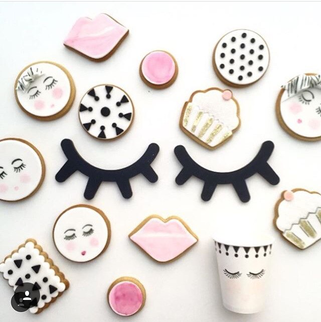 Een Paar Nordic Stijl 3D Wimpers Houten Wimper Muurstickers Kinderen Babykamer Achtergrond Muurstickers Home Decoratieve