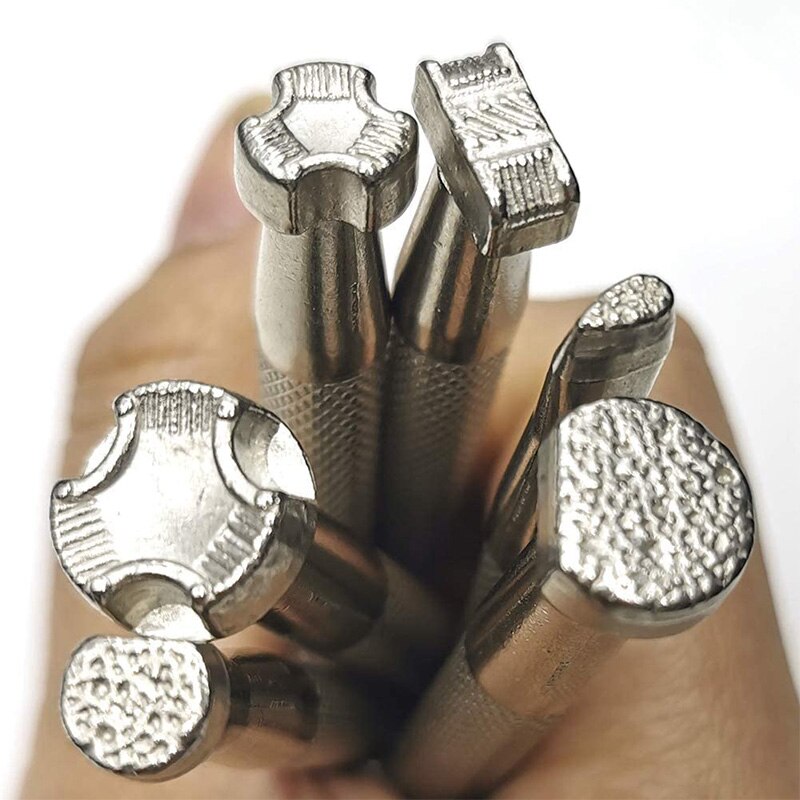 Gereedschap voor het stempelen van leer, set voor het snijden van leer, set voor het snijden van leer met een hamer, stempel en stift voor het maken van leer.