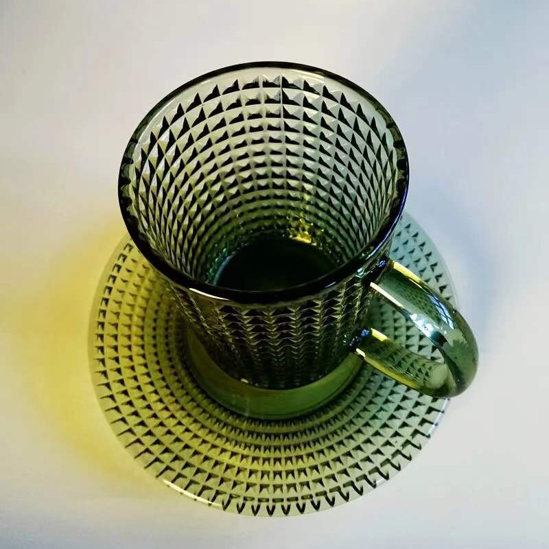 Tasse à café et soucoupe Vintage en verre gaufré de 250ml, verres à vin vert foncé, tasse à thé rétro, verres pour Bar à la maison, assiette ronde