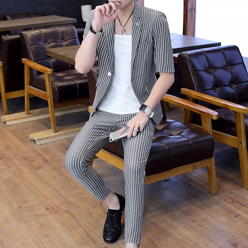 Mens Suits Zomer Mid Mouwen Met 9 Cent Broek Streep Tweedelige Mode Slanke Heren pakken Met Broek