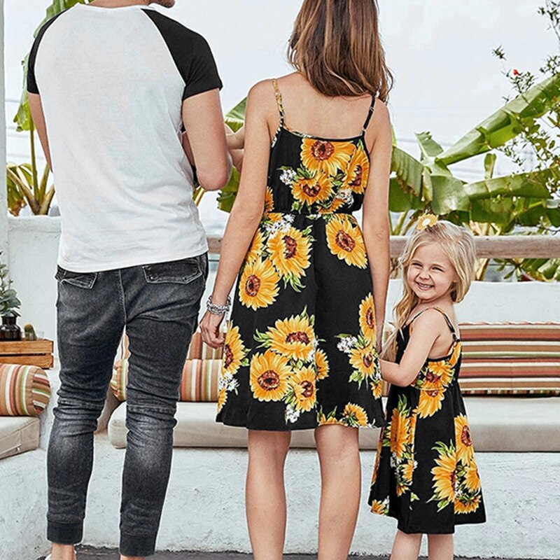 Mommy And Me Strapless Beachwear Mini Dresses Sunflower Pattern Women's Dress Mommy And Me Clothes Casual Family Matching Dress