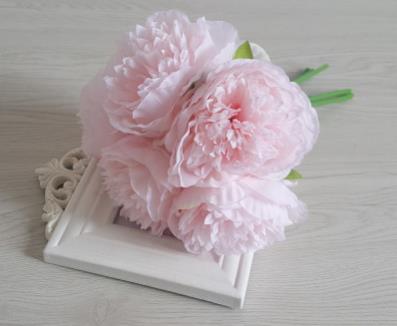 Five-headed royal peony hand tied peony flower European wedding hand tied flower home: Purple