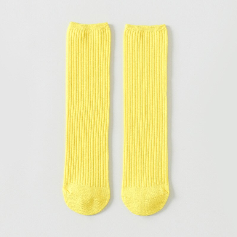 10 colori. Calzini alti al ginocchio Color caramella per bambini. Calzini lunghi per bambini in morbido cotone. Calzino lavorato a maglia per bambini 12T: yellow