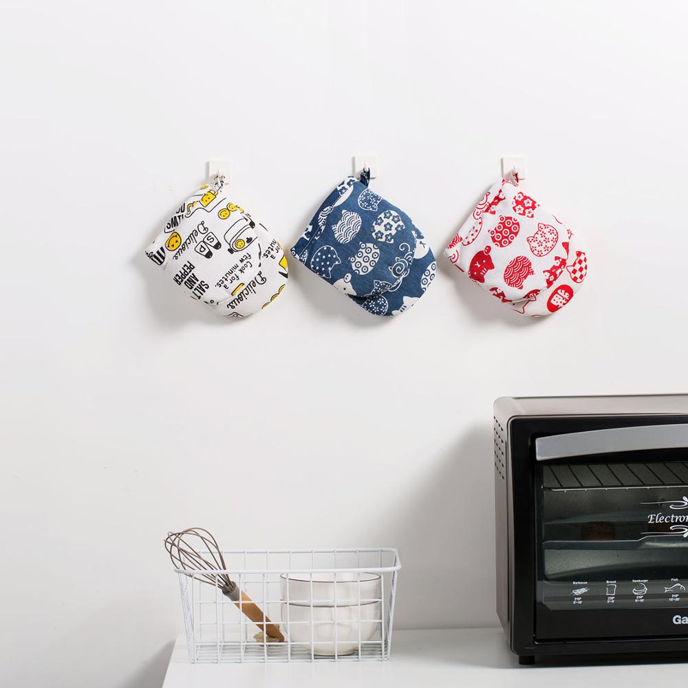 Cartoon Thicken Oven Mitts Pot Holder Kitchen Cooking Microwave Oven Gloves Heat Resistant Mitts BBQ Baking Gloves Potholder