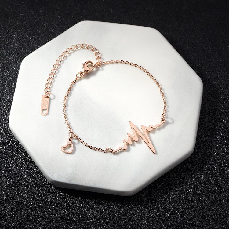 JIOROMY-cheville en titane et acier ondulé, bijou pour la jambe d'été Bracelets pour femme, cœur creux, , chaîne