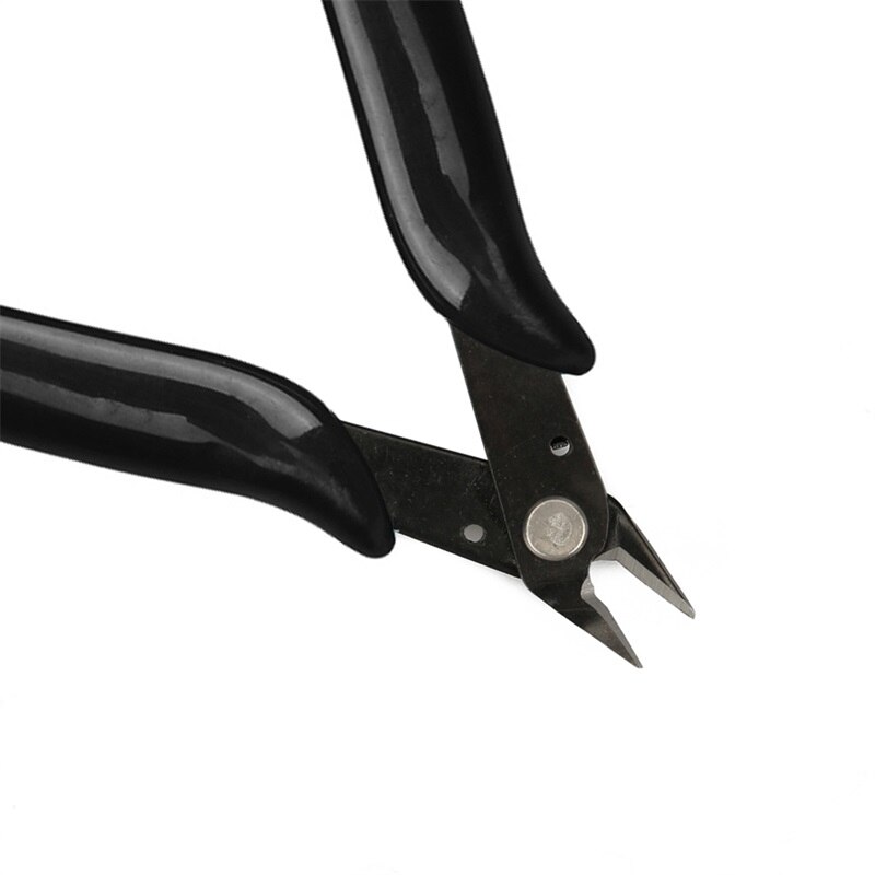 2 Kleuren Metal Snippers Gebruiken Om Snip Elkaar Sterft En Trim Uit De Kleine Metalen Tabs Van Sterven Sets.