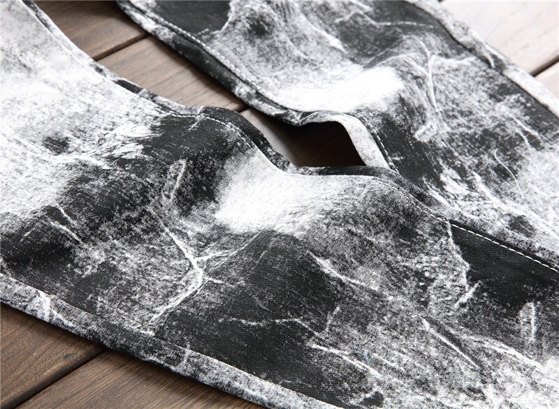 Heren jeans met print, punkstijl, gothic, zwart geverfd, dj club night, slim leg, coole witte jeans voor jonge mannen