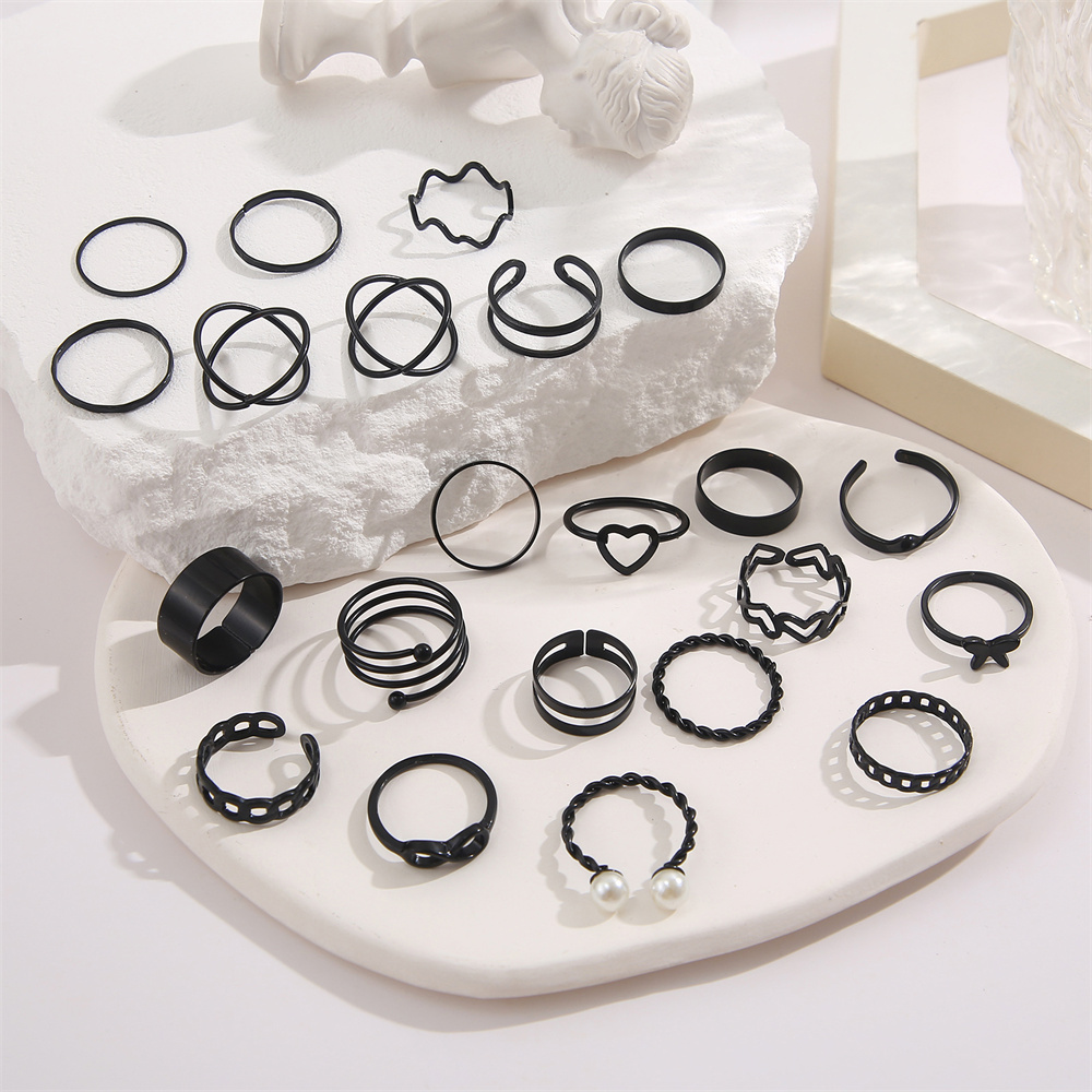 22 Teile/satz Gothic Schwarz Farbe Aushöhlen Finger Ringe für Frauen Mädchen Geometrische Gothic Liebe Herz Spirale Knöchel Ring einstellen schmuck