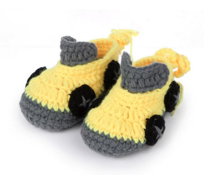 1Pair soft-soled baby boys girls colors car shape handwork knit toddler shoes children's crib shoes 11cm: Black