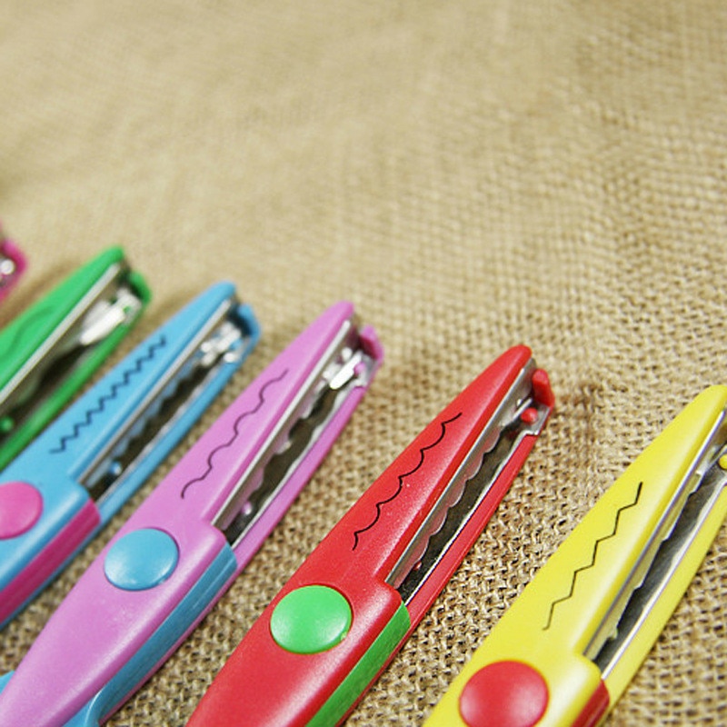 6 kpl leikekirja valokuva-albumi tee itse pitsi siksak saksipäiväkirja askartelu leikattu käsintehty käsintehty koulu vaaleanpunainen paperileikkaus