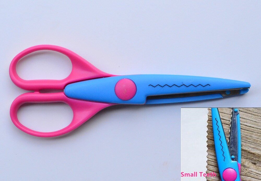 6 Inches Length Laciness Scissors for Photo Craft DIY Scrapbook Album Handicraft Handmade Paper Cutting Tool: Small Teeth