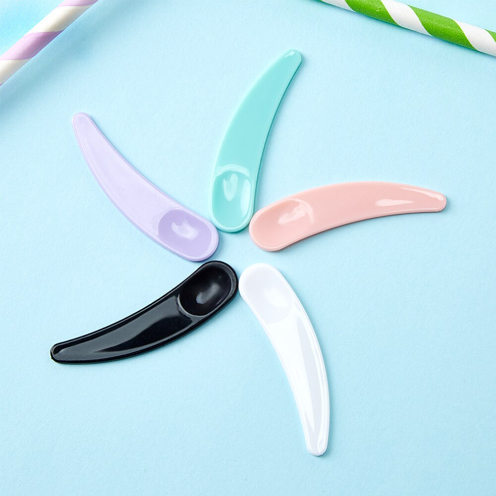 Neue 10/20/50 teile/satz Mini Kosmetik Spatel Scoop Einweg Maske Weiß Rosa Lila Schwarz Kunststoff Löffel machen-hoch maquillage Werkzeuge