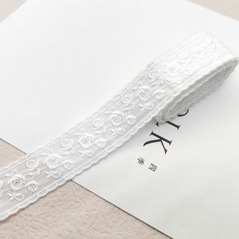 1 yard blonder for håndverk gjør-det-selv 3.0cm bredde hvit blomst brodert bomull blonder bånd klær sy hjemme tekstil stoff avskjær