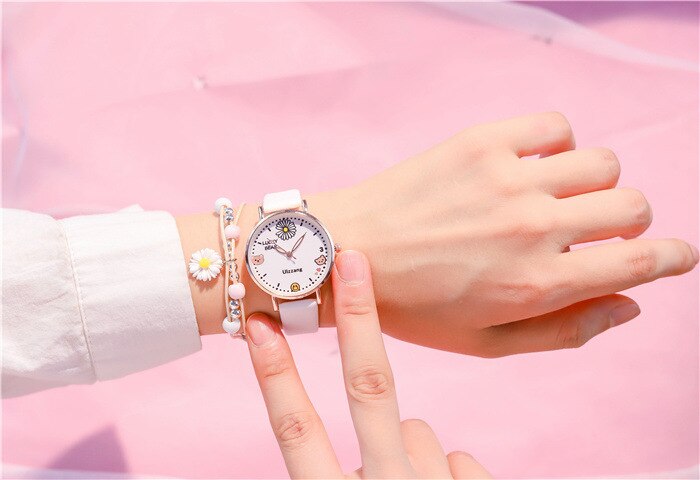 Mooie kinderhorloges eenvoudige jongens- en meisjeshorloges geluksbeer schoolklok 3 atm waterdicht: Wit