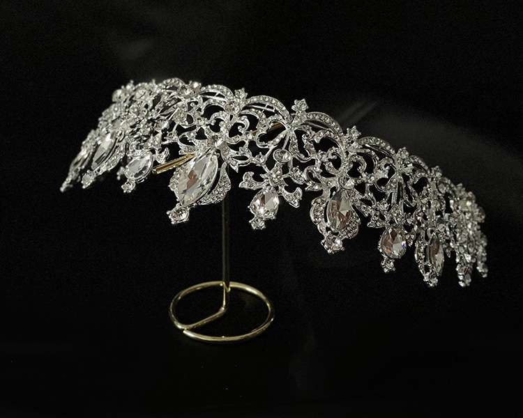 Jeweled Crowns Beautiful Headpiece Wedding Crown Wedding Tiaras Hair Accessories for Prom Birthday Costume Party LL@17