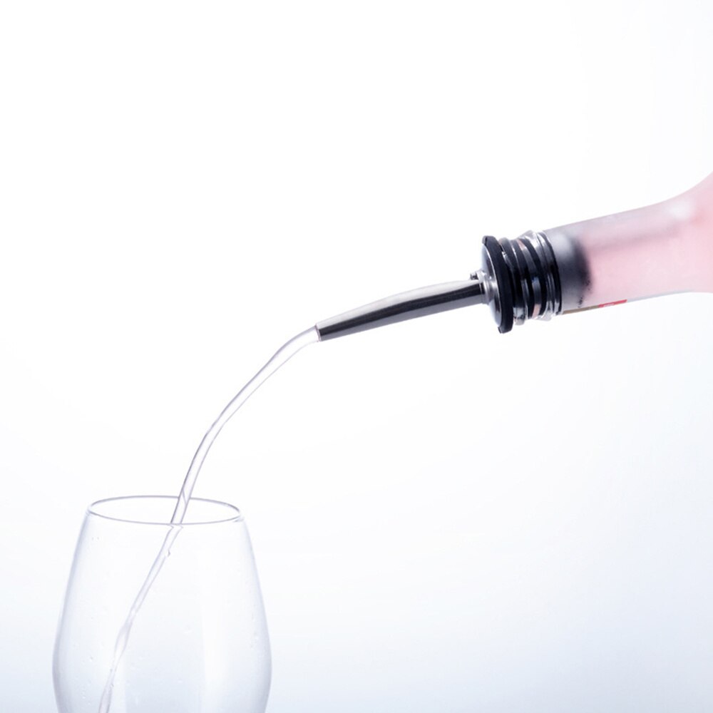 5pcs Stainless Steel Pourer Bottle Stopper Pourer Oil Stopper with Lid for Bar Party Restaurant (Rando