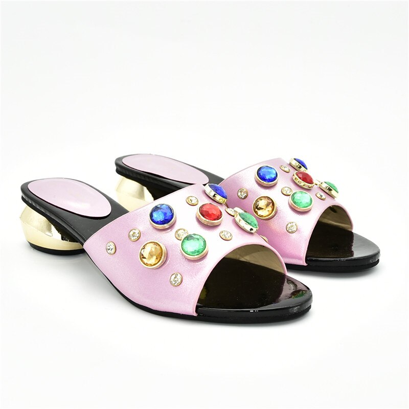 Sko dame luksus dame sandaler med hæler italienske kvinner bryllup sko dekorert med rhinestone pumps dame sko: Rosa / 10