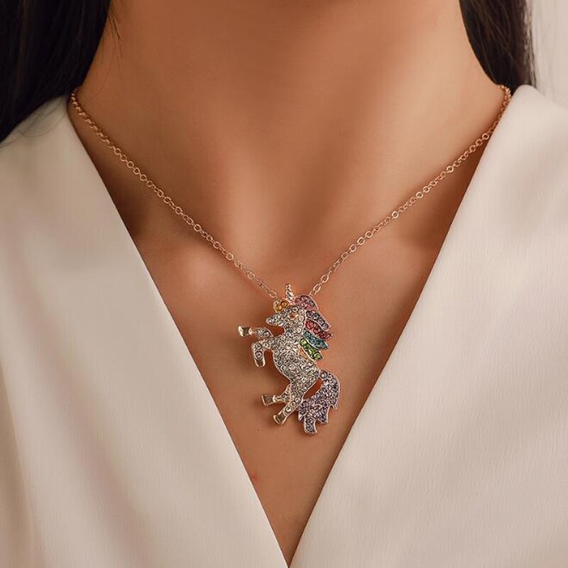 Nette Einhorn Halskette Karikatur Pferd Schmuck Zubehör Für Mädchen freundlicher freundlicher Frauen Party Ebene Anhänger Armbinde einstellen