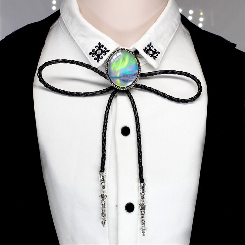 BOLO-00168 nuovo arrivo Polar Light Galaxy Nebula ovale in vetro Cabochon Western Bolo Tie Neck cravatte collana a catena in pelle: 1-2