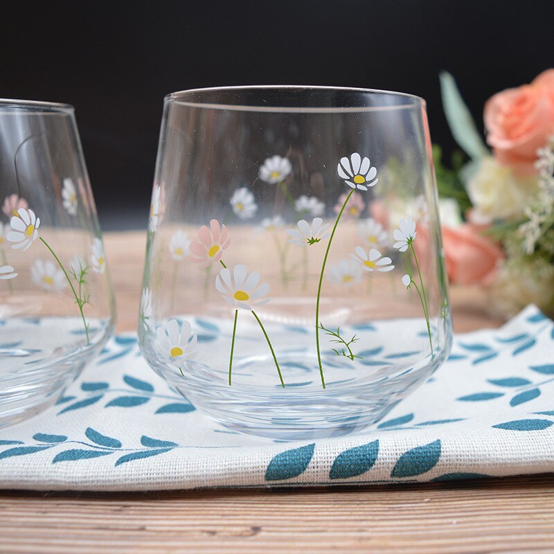 Kubki szklane z kwiatem brzucha mała stokrotka kubek robić wody ins japońnarty i koreańnarty kubek jogurtowy o dużej pojemności letnie kubki Cofee 360ML
