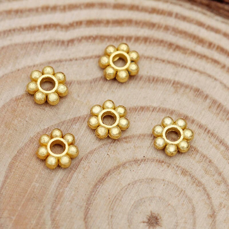 100 pz/lotto Fiore della Margherita Distanziatori 6 millimetri Tallone Piatto KC Oro Argento 2 millimetri Branelli del Foro Accessori per Gioielli Fai Da Te che fanno Bordare I Risultati: Gold