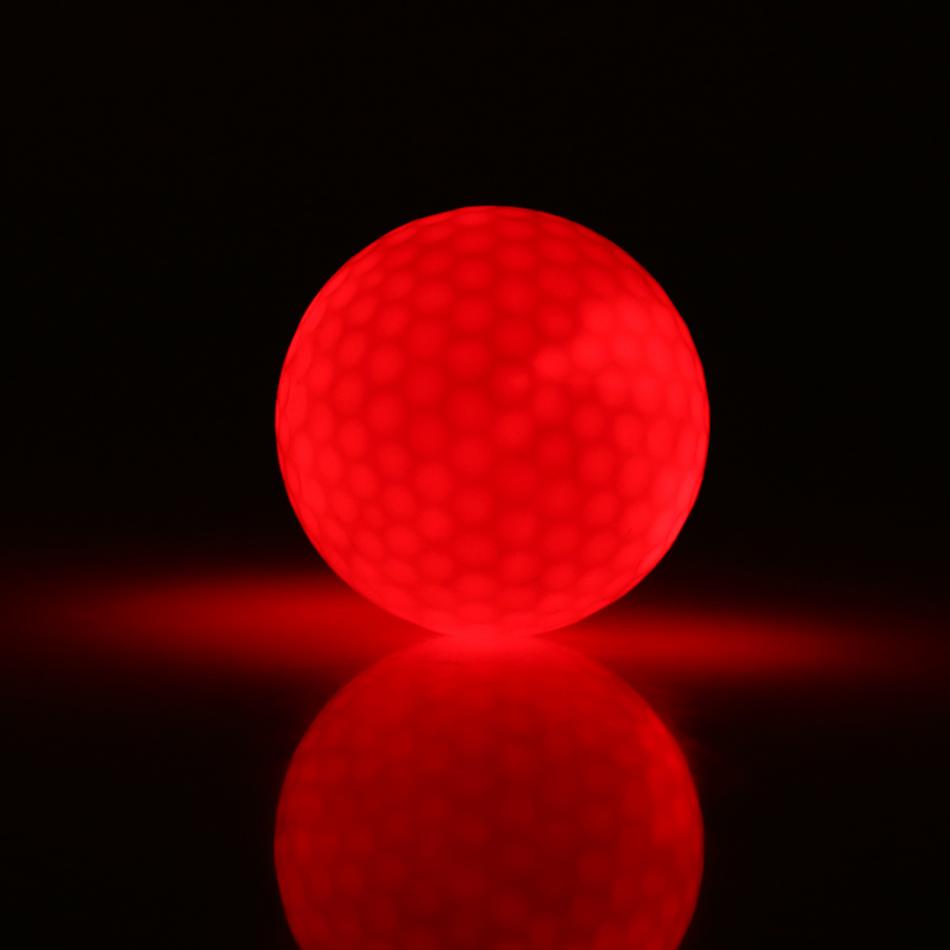 Een PC LED Golfbal Dark Night Golf bal Buitensporten Golf Training Praktijk Bal Gloeiende LED Golf bal