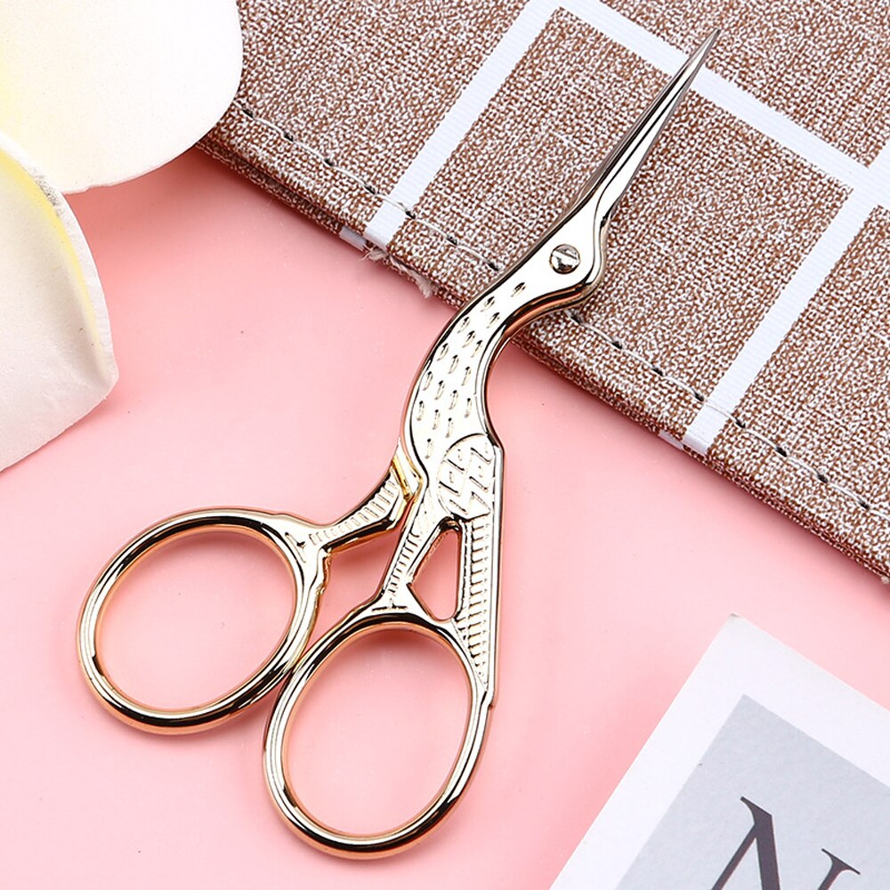 Eyebrow Scissors Stainless Steel Nose Eyelash Tape Scissors Face Hair Removal Eyebrow Trimmer Shaver Eye Brow Women Makeup Tool: Gold