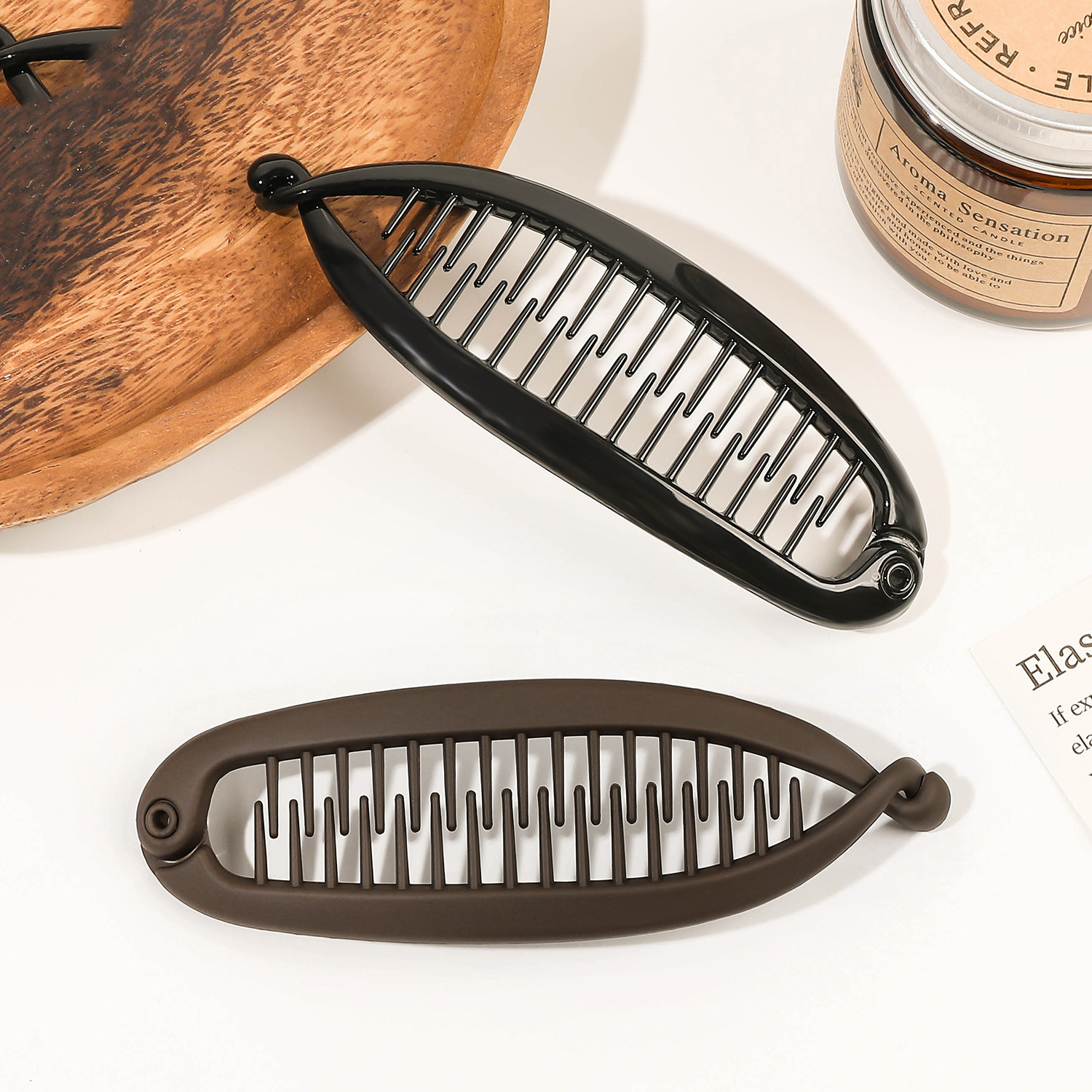Matowa spinka do włosów w kształcie ryby kucyk bananowa spinka do włosów opaska dla kobiet akcesoria do włosów spinki do włosów Twist Clamp Barrettes nakrycia głowy