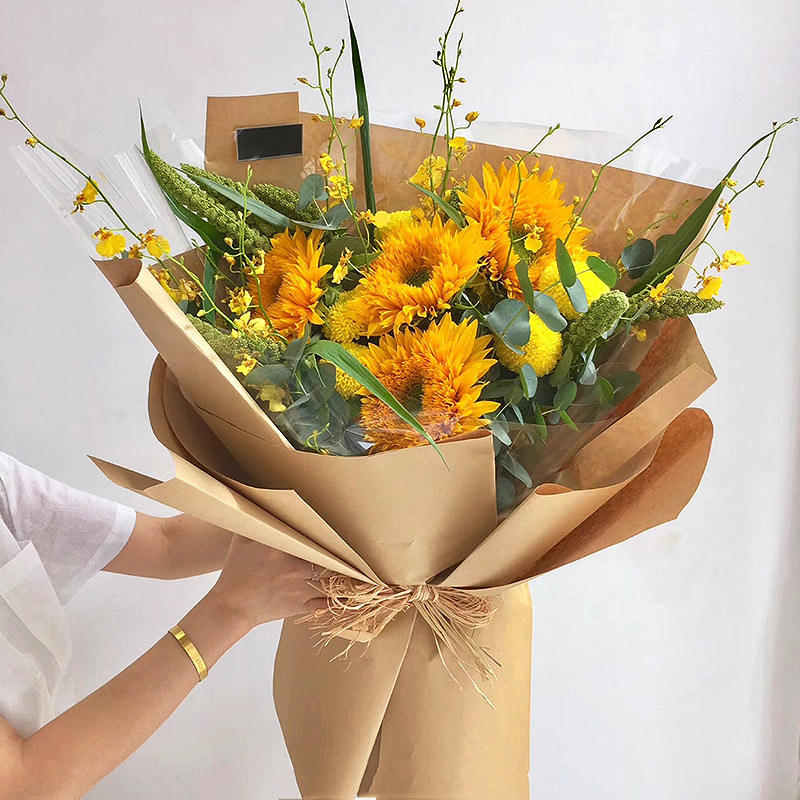 10m brune kraftpapir miljøvenlige emballagepapir, nedbrydelige papiremballagematerialer buketæske hobbypapir