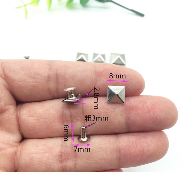 Vierkante Piramide Punk Nieten 4 Klauw Metaal Studs Niet voor DIY Kledingaccesso