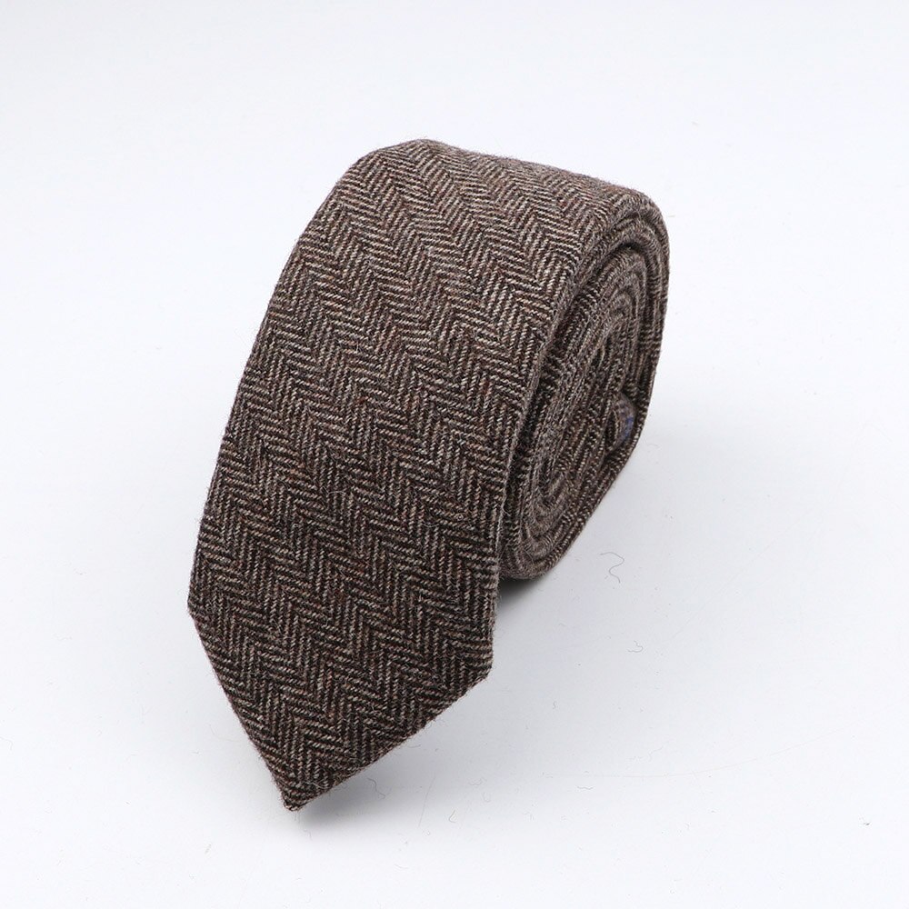Corbata de lana de Cachemira gruesa para caballero, corbata de Color sólido de 7CM, estilo europeo Formal para de boda, ropa de , rojo, marrón, verde, gris: 26