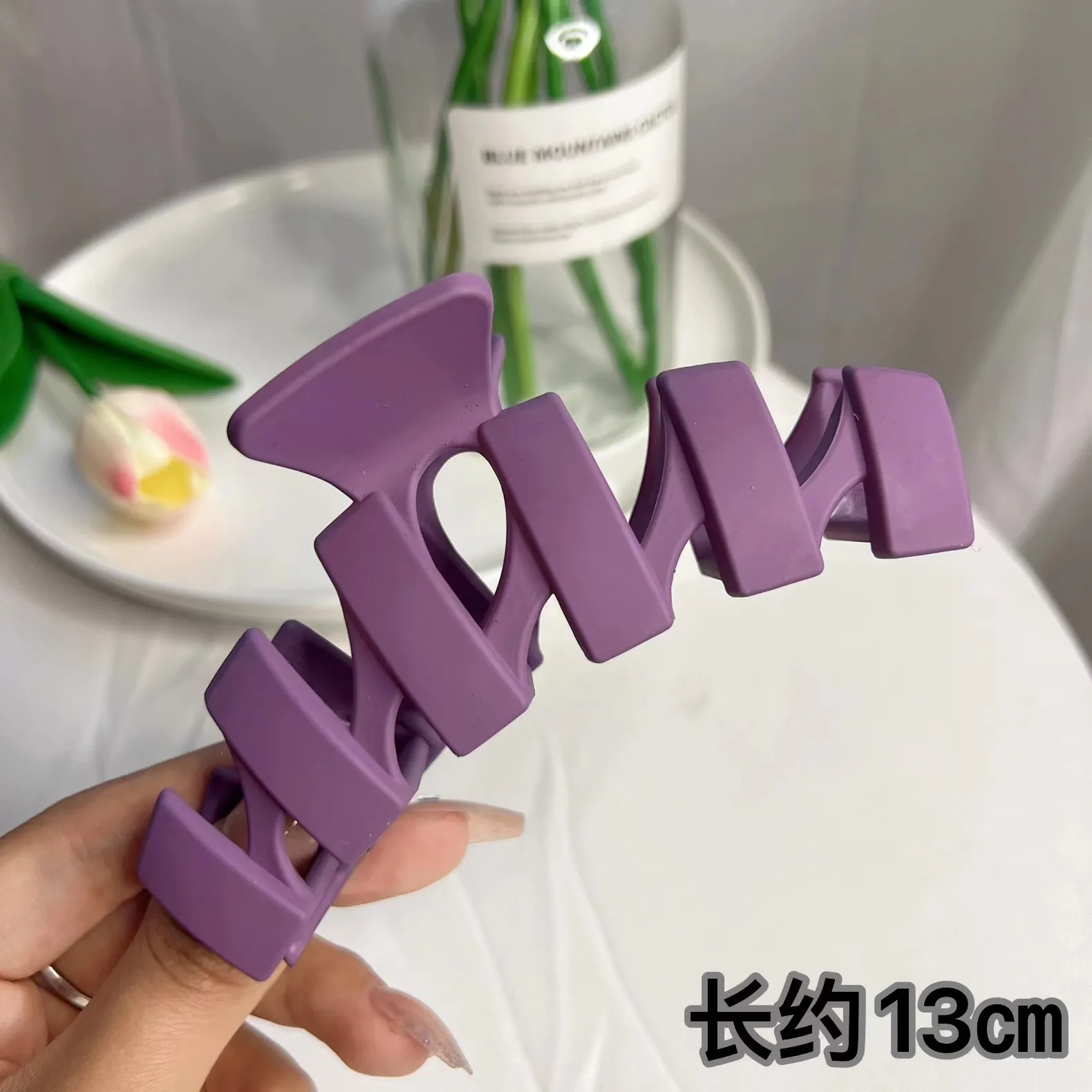 butikk, overdimensjonerte akrylhårklo krabbehårspenner i massiv plast til kvinner, butikk haihårspenner, hårtilbehør til jenter: Rosenrød