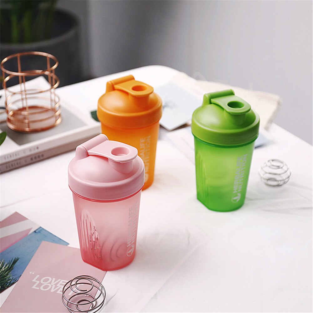 Sport shaker flaske 400ml whey protein pulver blandeflaske sport fitness gym shaker utendørs bærbar drikkeflaske i plast