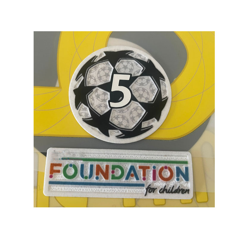 Naszywki Odporne na zużycie piłki sportowe Naprasowanka robić naszywki na koszulkę piłkarską Najwyższa jakość: Wielobarwne