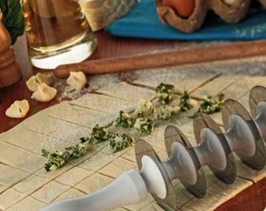 Türkische Mantı Ravioli rollen Stift Manti Ravioli