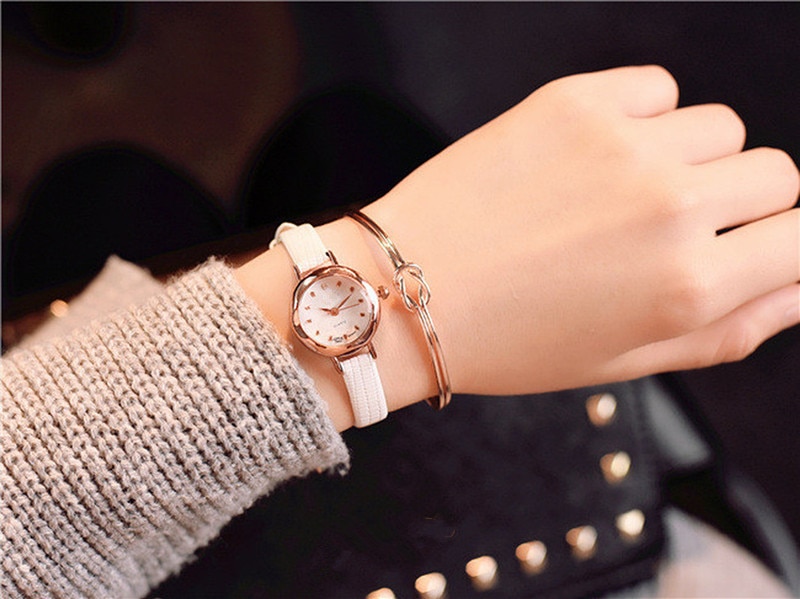 Vrouwen Quartz Analoge Klokken Kleine Wijzerplaat Delicate Luxe Wrist Horloges Relogio Feminino Dames Mode