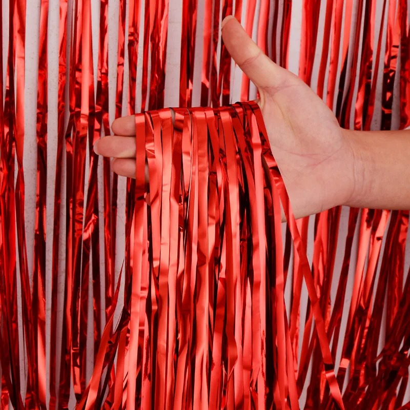 Som fest, metallisk glitterfolie, frynser, gardiner, baggrund til fødselsdag, årsfest, foto, bryllupsdekoration: Rød