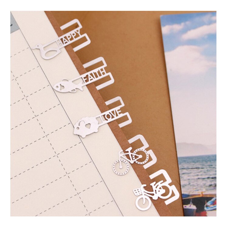 20 pcs/lot (one box) Mini Metal Bookmark Clips Cute Cartoon Animal Plated Sliver Bookmarks Stationery 0915