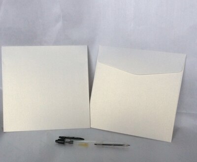 50pcs- Pearl Paper Square Envelope 14x14cm Wedding Invitation Envelopes Handkerchief Special Invitation: white