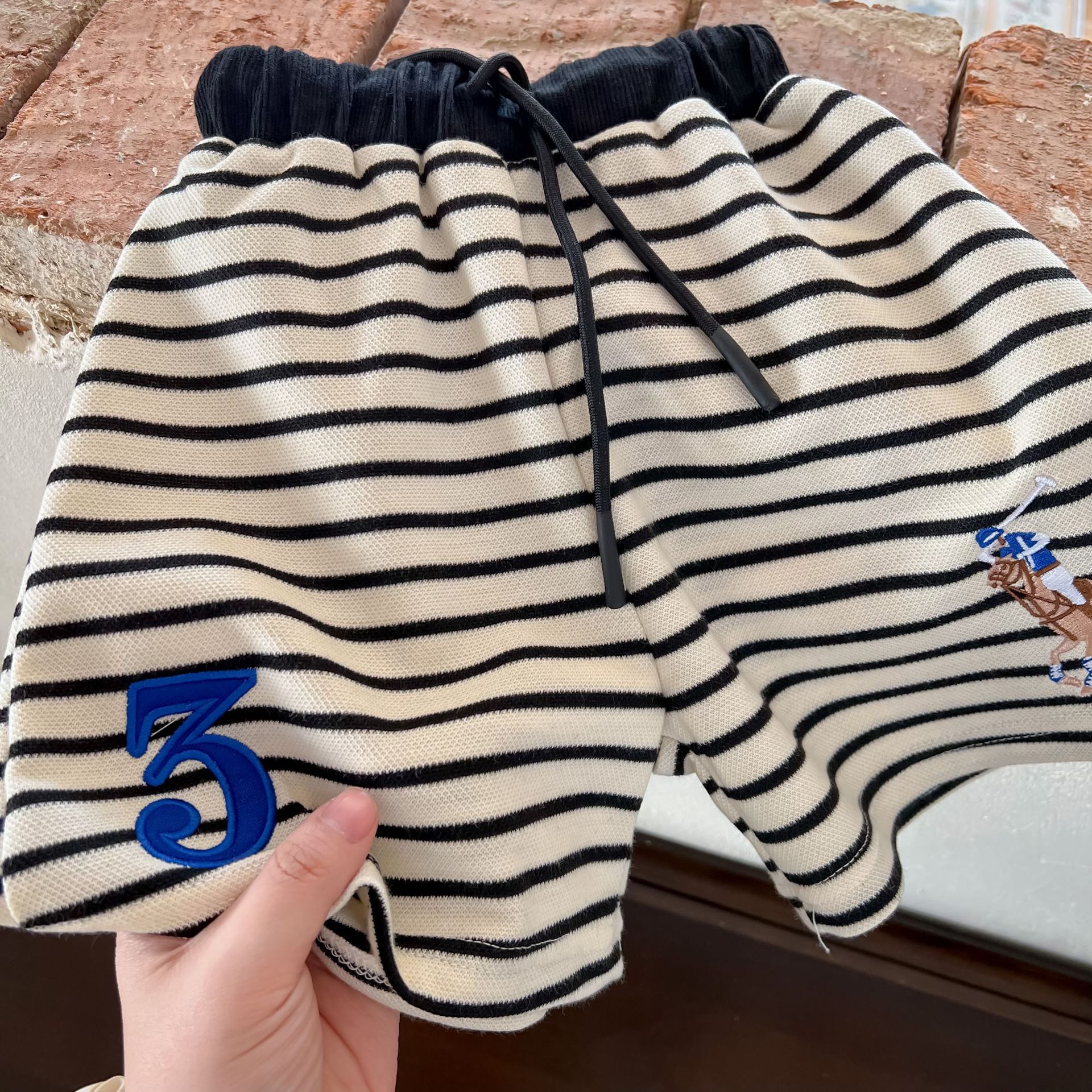 2022 estate nuovi bambini pantaloncini Casual pantaloncini a righe per bambini in cotone pantaloni sportivi per ragazzi pantaloni larghi per bambina: 24M  90cm