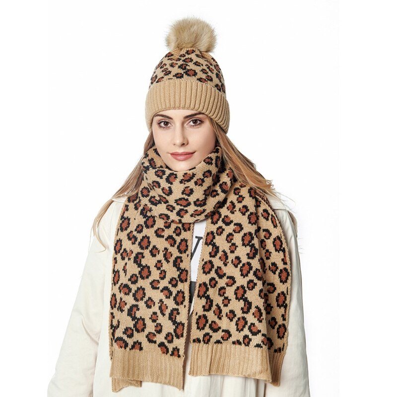 Dam stickad mössa och halsduk i 2 delar vinter vintage leopard fluffig pompom med manschett döskalle tjockare sjal halsvärmare