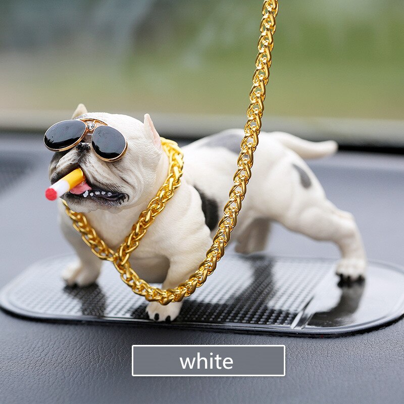 Creatieve Bulldog Auto Ornament Mode Simulatie Bull Hond Pop Auto Interieur Accessoires Ornamenten Decoratie: WHITE