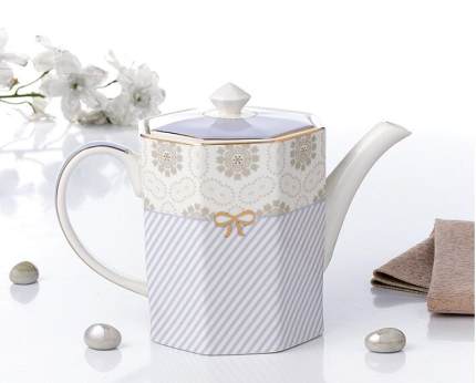 Ceramic Coffee Set British Style Home Bone China Afternoon Tea Set Teapot Black Tea Drinkware Birthday: B   pot