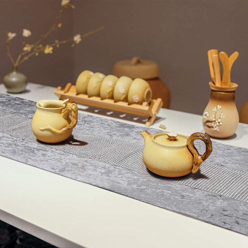 Table Runner Rectangular Coffee Dining Table Cloth Runners table runner with Diamante Strip for Home Kitchen Party Wedding Deco