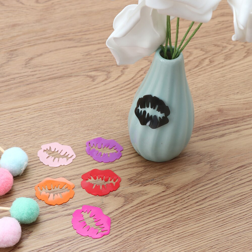 12 Pcs Glass Markers Suction Cup Lips Shape Cups Markers Glass Identification Markers for Party Banquet Wedding