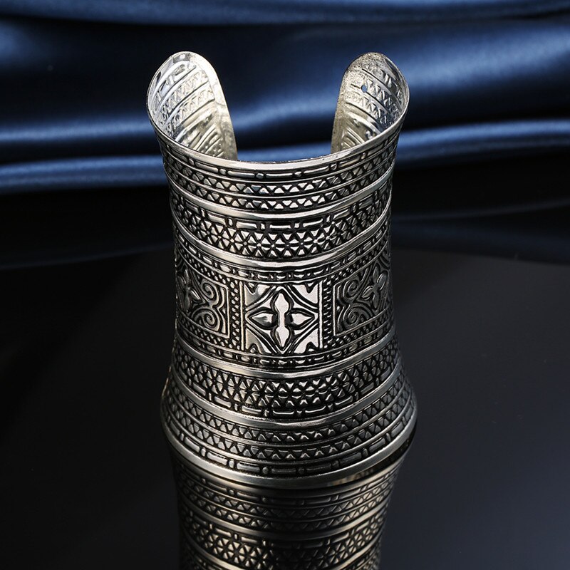 1 stück boho ethnic vintage silber farbe blume carving totem open end cuff armreif kreuz armband armbinde frauen schmuck