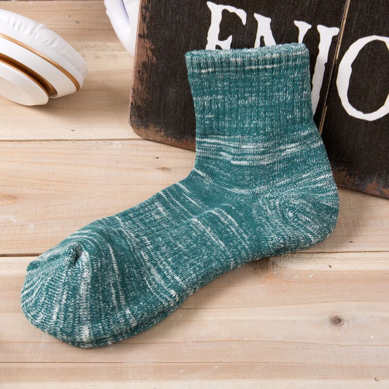 20 pairs Autumn Winter Sports Socks for women Cottom Thermal Retro Style Socks fit for Running Walking Cycling Socks: green