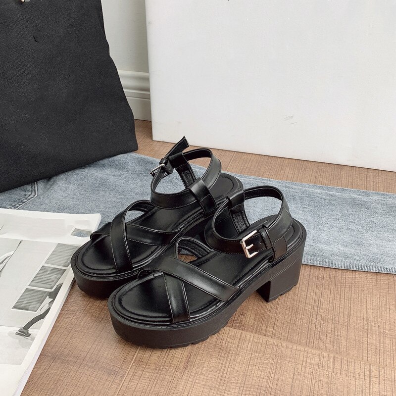 Ymechic zwarte gladiator sandalen met plateauzool voor dames met enkelbandje, casual gothic damesschoenen in romeinse stijl, zomerse korting op hakken